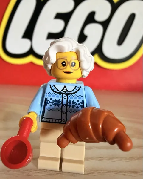 Lego City Grandmother Minifigure With Accessories 