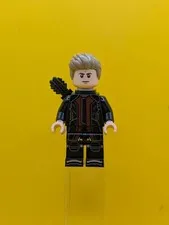 Hawkeye sh0969 Black and Dark Red Suit, Dark Tan Hair, Quiver, Silver Boot Tips