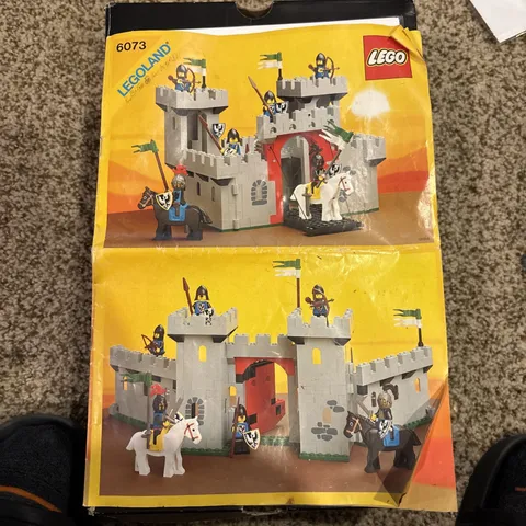 Vintage 1984 Legoland Castle Knight 6073 LEGO Instruction Manual ONLY