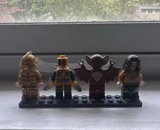 LEGO DC Minifigures Lot of 4 Minifigures with Accessories