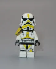 LEGO Star Wars Imperial Artillery Stormtrooper minifigure 75311 yellow markings