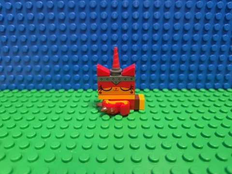 LEGO Movie Sleeping Warrior Kitty Minifigure Unikitty tlm147 70831 CMF Lot Rare 