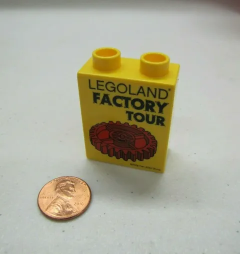 Lego Duplo Legoland FACTORY TOUR Specialty Block Brick 2009 Yellow w/ Red Gear