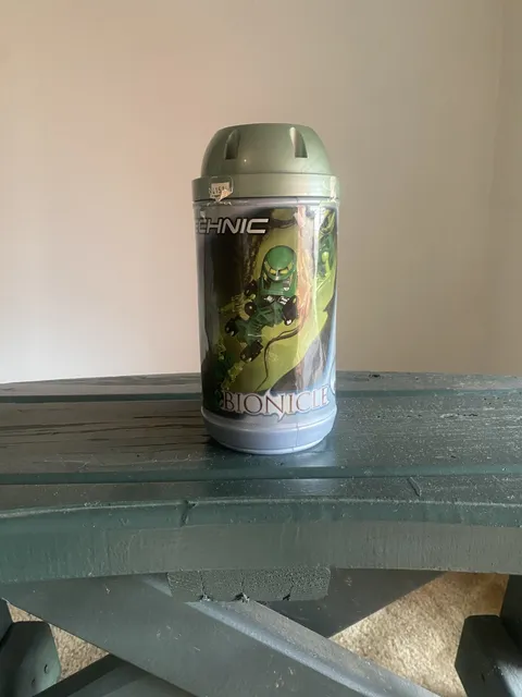 LEGO BIONICLE: Lewa (8535) Container Only, Opened Pre-Owner, Good Condition
