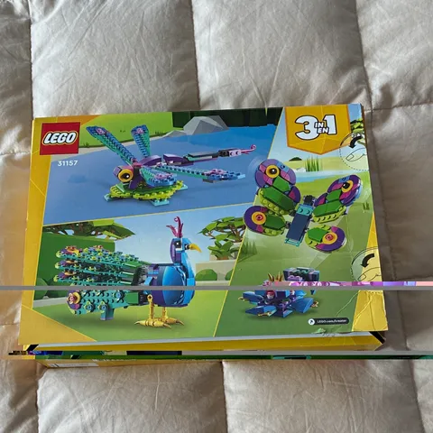 LEGO Creator 3-in-1 31157 Exotic Peacock Set 355 Pieces Peacock/Butterfly-NOB