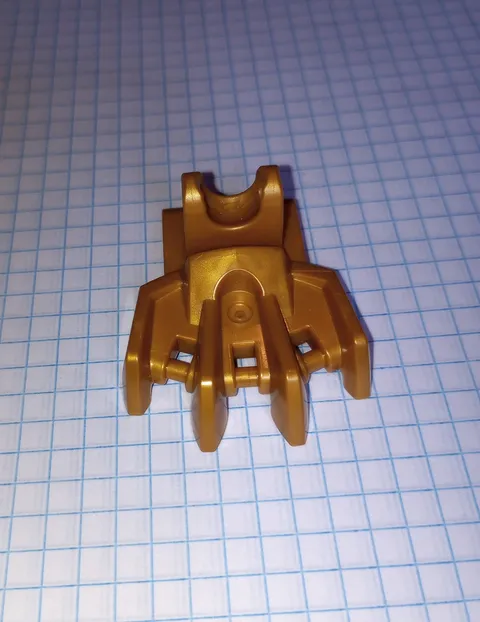 1 piece Hero Factory Bionicle Lego 15367 Pearl Gold Foot Feet w/ 4 Short Claws