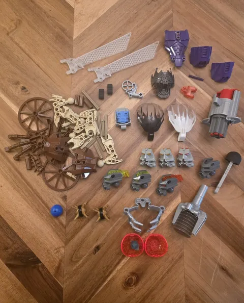 Lego Bionicle Lot Of Uncommon Parts Many Types Classic All In Good Condition.