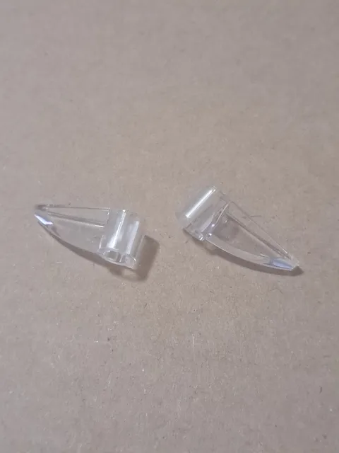 LEGO Bionicle 1 x 3 Tooth with Axle Hole (Bohrok Eye) x346 (x2) Clear