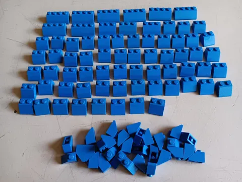 LEGO BULK LOT OF 100 BLUE ROOF SLOPES 45° 2X1 2X2 2X3 2X4