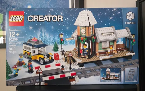 LEGO Creator Expert Winter Village [10259] Brand New Factory Sealed In Box