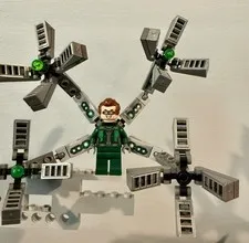 LEGO Dr. Octopus (Otto Octavius) / Doc Ock- Dark Green Suit from set No: 76174-1