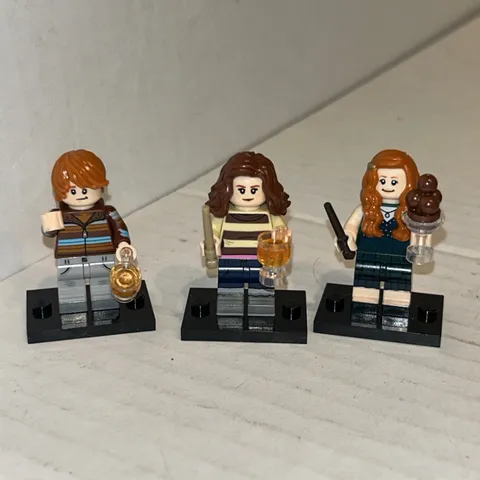 LEGO 2020 Ron, Ginny, Hermione minifigures Harry Potter CMF Series 2 Butterbeer