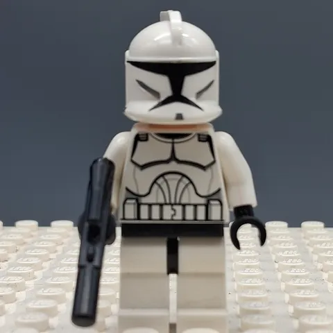 Lego Star Wars Clone Trooper (Phase 1) - Large Blue Eyes Minifigure sw1090