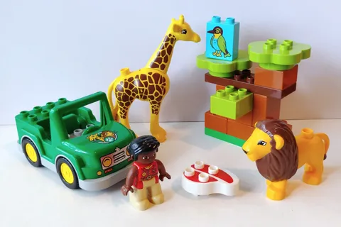 Lego DUPLO Set 10802 Savanna 18-Pieces Complete w/Lion Giraffe Jeep Figure