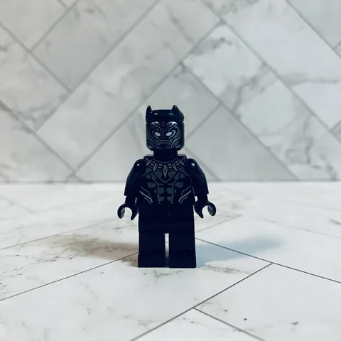 LEGO Marvel: Avengers Infinity War Action Minifigure The Black Panther T’Chala
