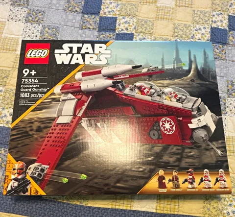 LEGO Star Wars Coruscant Guard Gunship 75354, 1083 Pieces, Complete Set
