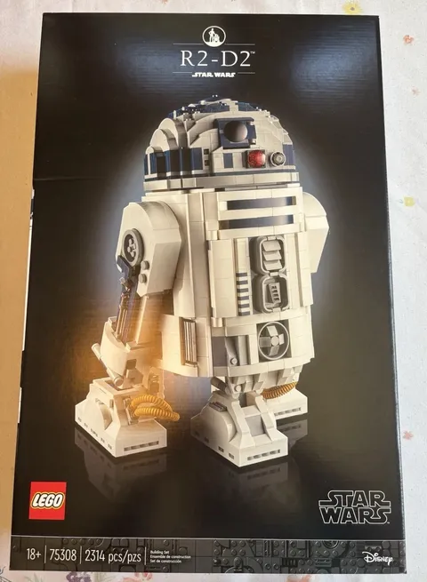 LEGO Star Wars R2-D2 75308 Complete Set, 2314 Pieces, 18+, 50th Anniversary