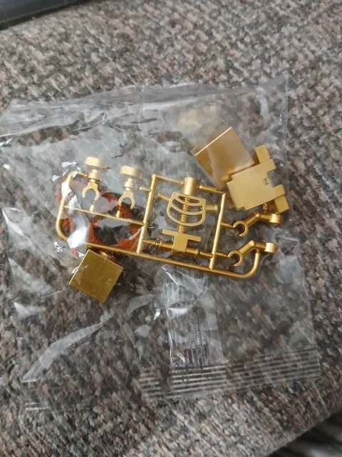 Minecraft Gold Skeleton W Armor Helmet And Weapon Minifig NIP.  M