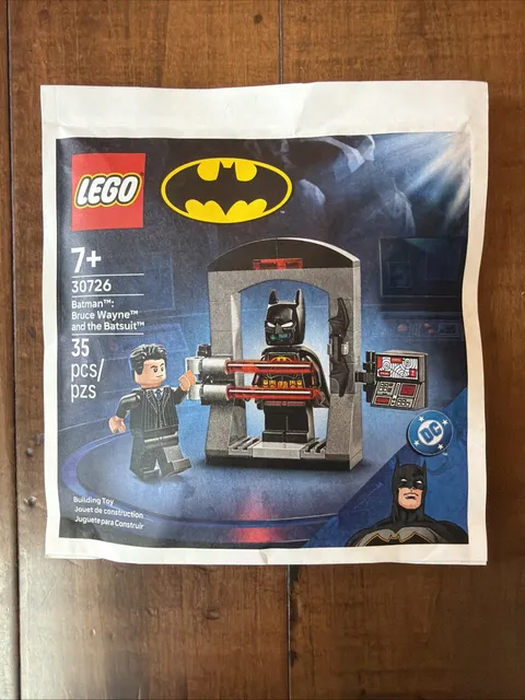 LEGO Batman: Bruce Wayne And The Batsuit 30726 New And Sealed