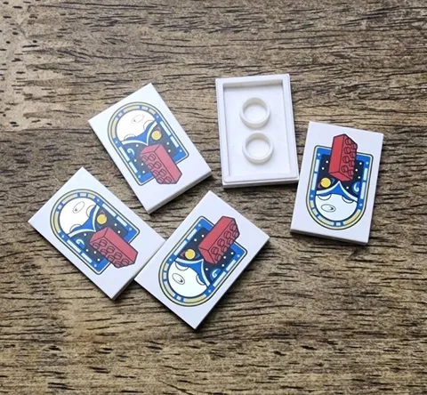 LEGO White Tile 2 x 3 With Lunor Outpost Logo Pattern. QTY 5. Part 26603pb536.