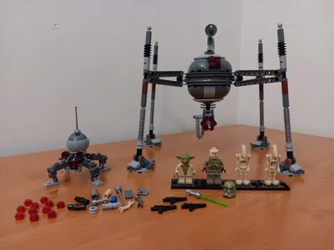LEGO Star Wars Set 75142 Homing Spider Droid Complete Retired 2016