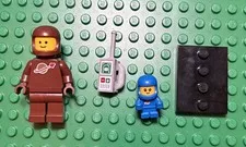 LEGO Brown Astronaut With Space Baby Series 24 Minifigure 71037 CMF