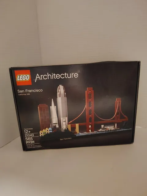 LEGO ARCHITECTURE: San Francisco (21043) ~New / Factory Sealed~