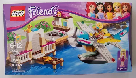 Lego Friends 3063 Heartlake Flying Club NEW sea plane Stephanie minifigure