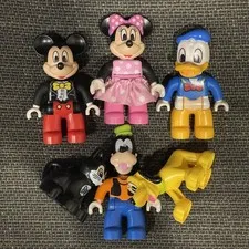 LEGO Duplo Disney Mickey Minnie Donald Daisy Goofy Pluto and cat