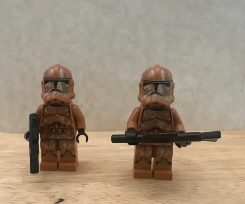 LEGO Star Wars Geonosis Clone Troopers Minifigures  w/ Blaster
