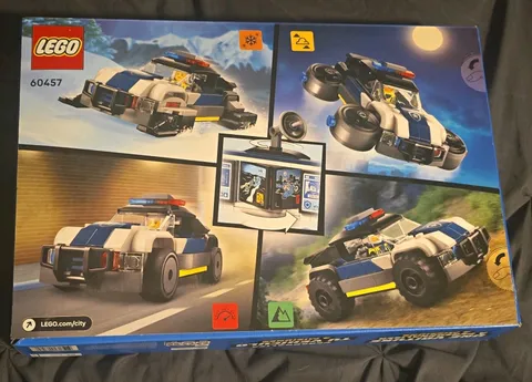 LEGO City Police Custom Police Garage 60457 489 pcs Customizable Set 6+