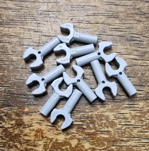LEGO Light Bluish Gray Bar 1L with Clip Mechanical Claw. QTY 10. Part 48729b.