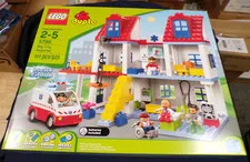 Lego Duplo 5795 - BIG CITY HOSPITAL NEW & SEALED Rare