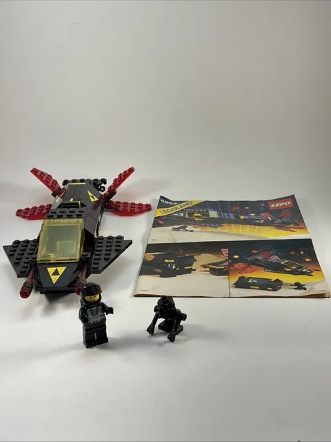 Vintage LEGO Space Blacktron  Invader 6894 100% Complete w/ Instructions