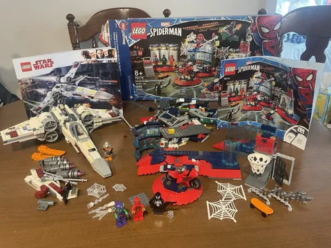 LEGO *LOT* 75218 (Star Wars X-Wing) + 76175 (Spider-Man’s Lair) *INCOMPLETE*
