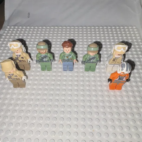 LEGO Star Wars Rebel Minifigure Lot - 7 Assorted Figures
