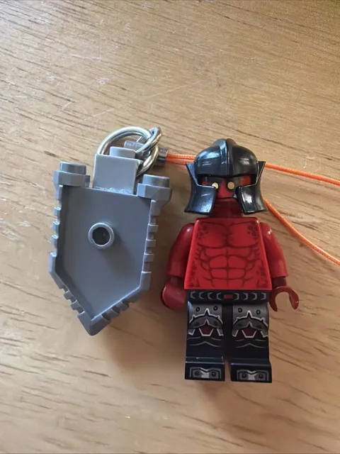 New Lego Nexo Knights - Crust Smasher (nex027) 5004388 Key Chain