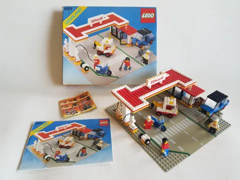 LEGO 6371 Shell Service Station 1983 Complete incl Box & Instructions Original Packaging 6371-1