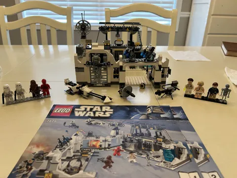 LEGO Star Wars: Hoth Echo Base (7879)