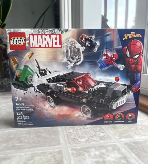Lego Marvel (76309) - Spider Man vs Venom Muscle Car