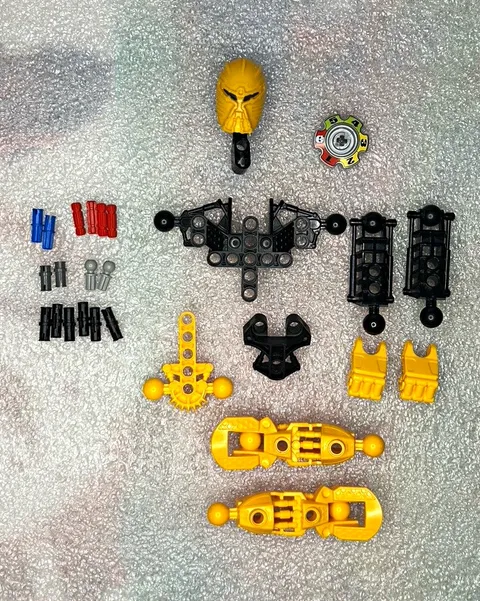 LEGO BIONICLE Mata Nui 8989 Extra/Replacement Parts* Damaged Part Pictured