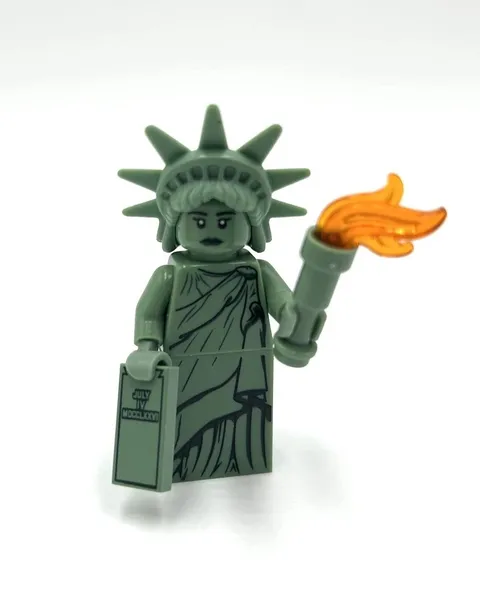 LEGO Lady Liberty Minifigure CMF Series 6 8827 4th of July Statue of Liberty