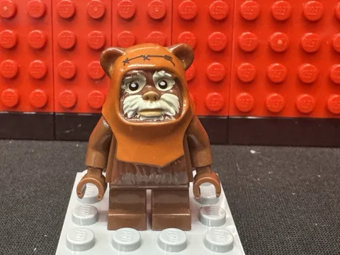 LEGO STAR WARS MINIFIGURE WICKET Sw0513