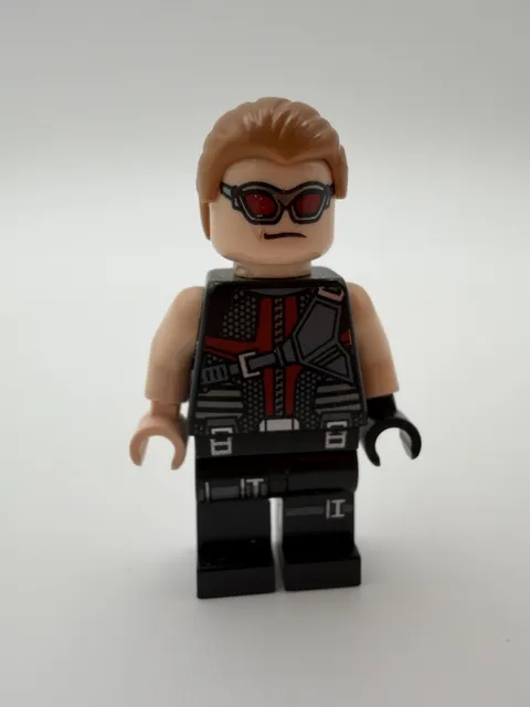LEGO® Minifig sh0034 - Hawkeye - Black and Dark Red Suit, Medium Nougat Hair