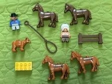 Vintage LEGO Duplo Western Town 2435 Partial Pieces Lot Big Chief, Horses Lasso