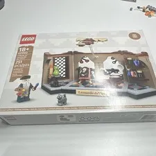LEGO 40902 Tribute to Leonardo da Vinci Limited Edition Set 251 pcs 18+