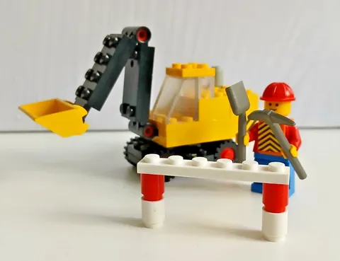 GENUINE LEGO SET  641 EXCAVATOR COMPLETE BUILD NO BOX NO INSTRUCTIONS