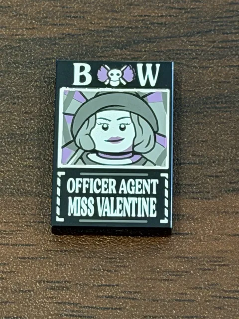 Lego One Piece Officer Agent Ms. Valentine Dossier Tile. Baroque Works