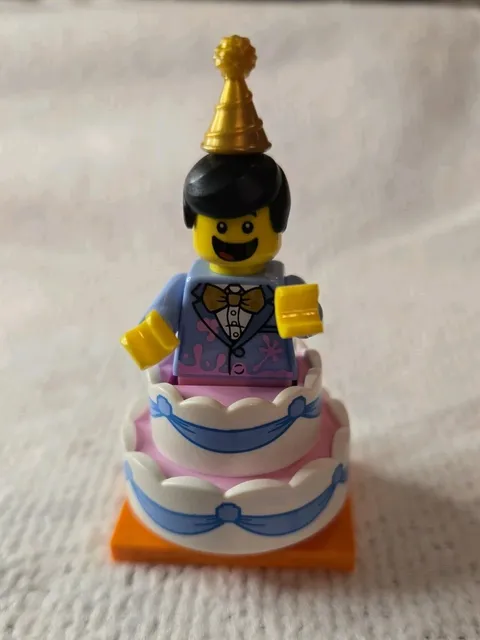 Lego Collectible Minifigure Series 18 Birthday Cake Guy Complete 