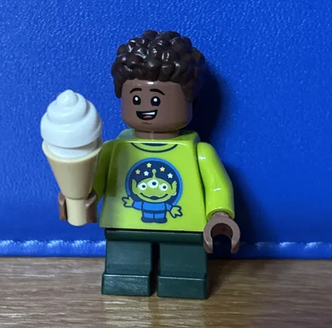LEGO Disney Main Street USA Toy Story Alien Park Guest Minifigure from Set 43302